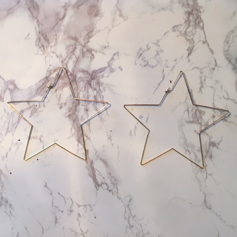 ☆ G O L D •S T A R  earrings ☆
